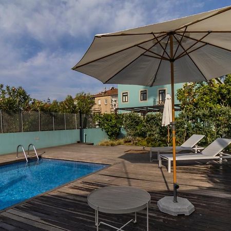 Lovelystay - Downtown Studio With Pool, Ac And Balcony OOporto Exterior foto