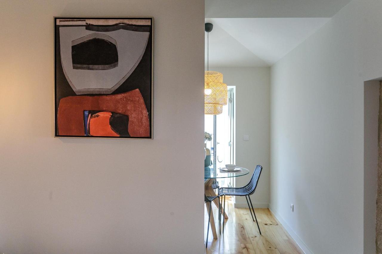 Lovelystay - Downtown Studio With Pool, Ac And Balcony OOporto Exterior foto