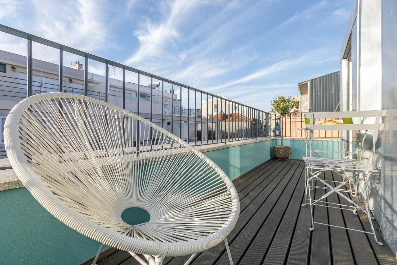 Lovelystay - Downtown Studio With Pool, Ac And Balcony OOporto Exterior foto