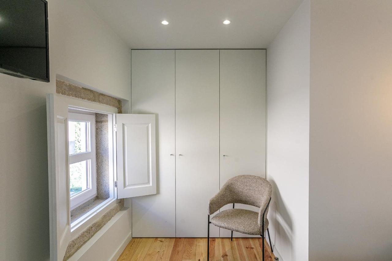 Lovelystay - Downtown Studio With Pool, Ac And Balcony OOporto Exterior foto