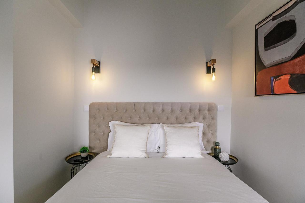 Lovelystay - Downtown Studio With Pool, Ac And Balcony OOporto Exterior foto